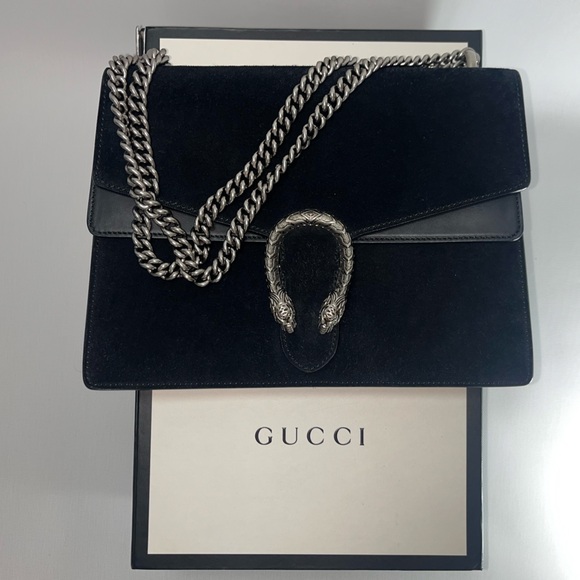 Gucci's Dionysus Medium Suede Shoulder Bag Black - Picture 2 of 10
